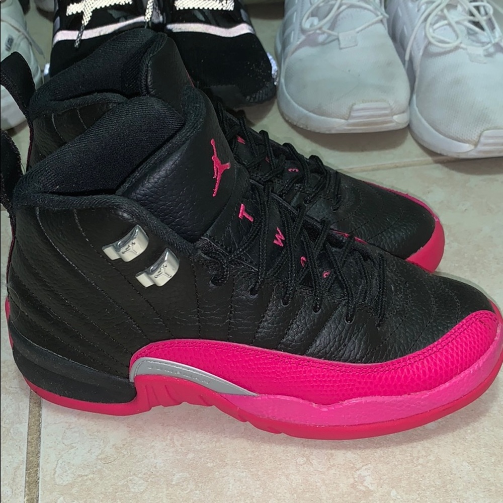 Jordan 12’s GS